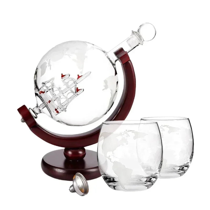 Conjunto Decanter Globo com Suporte de Madeira e 2 Copos